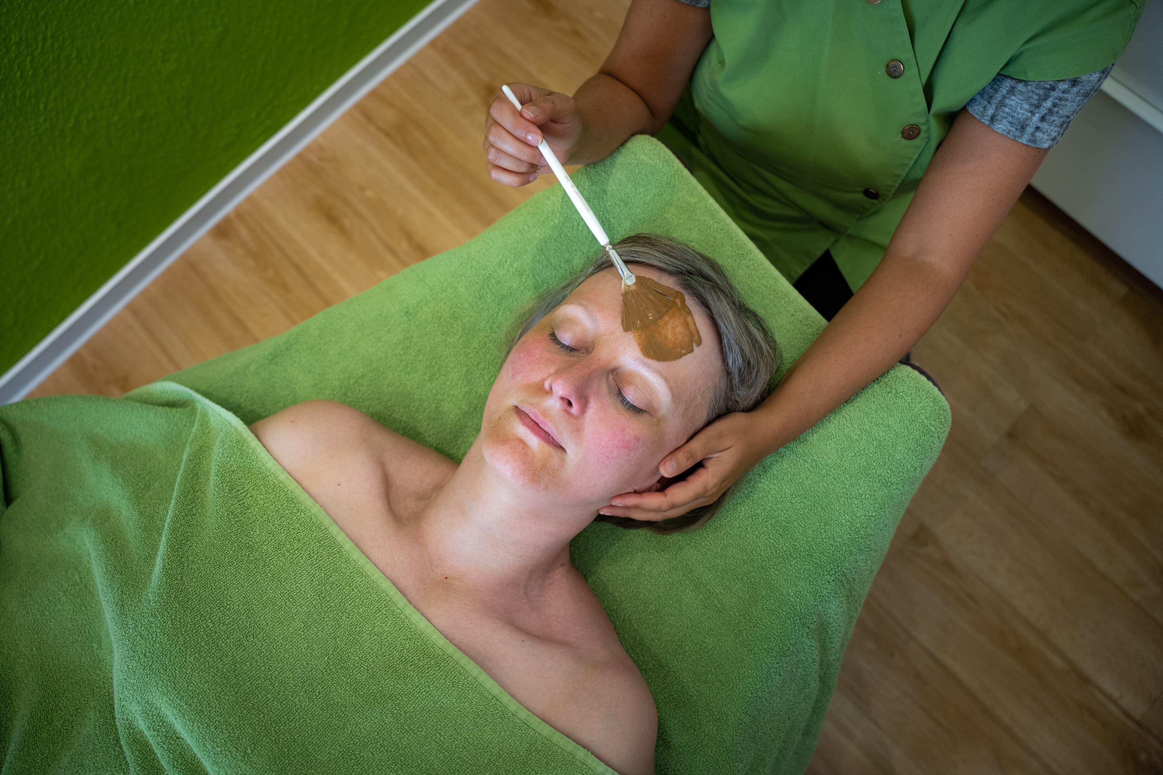 Dr. Hauschka: Klärende Behandlung für unreine Haut