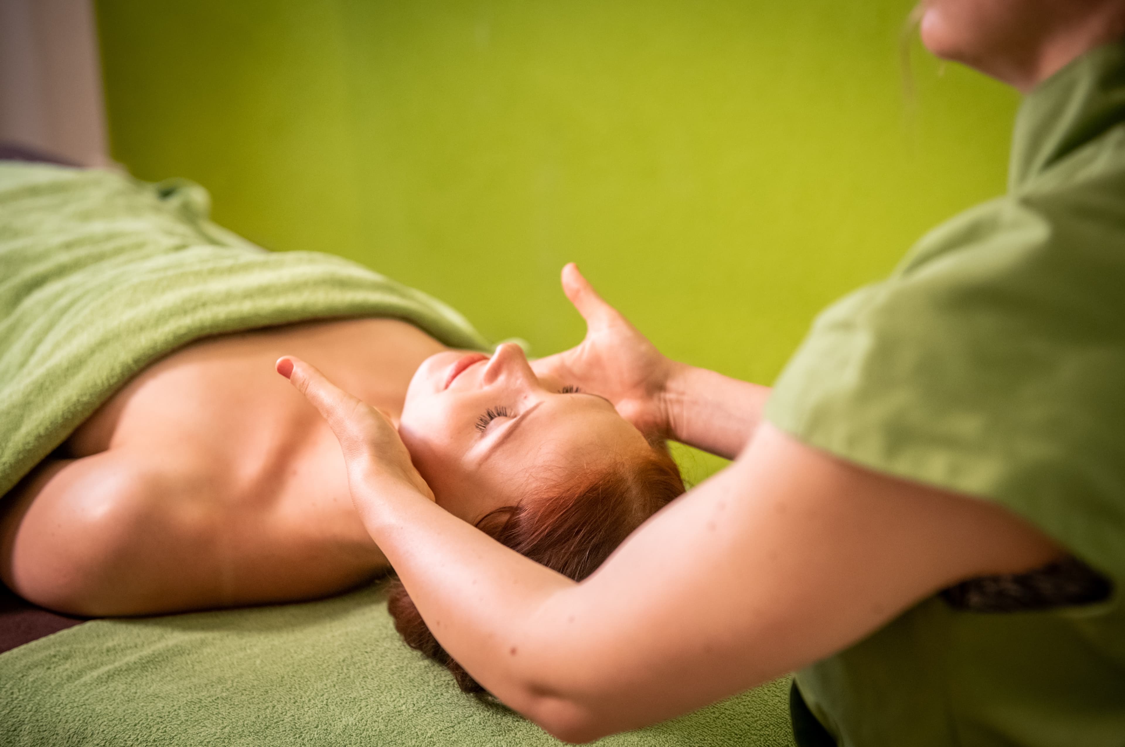 Dr. Hauschka: Gesichtsbehandlung „Eine Zeit für mich"